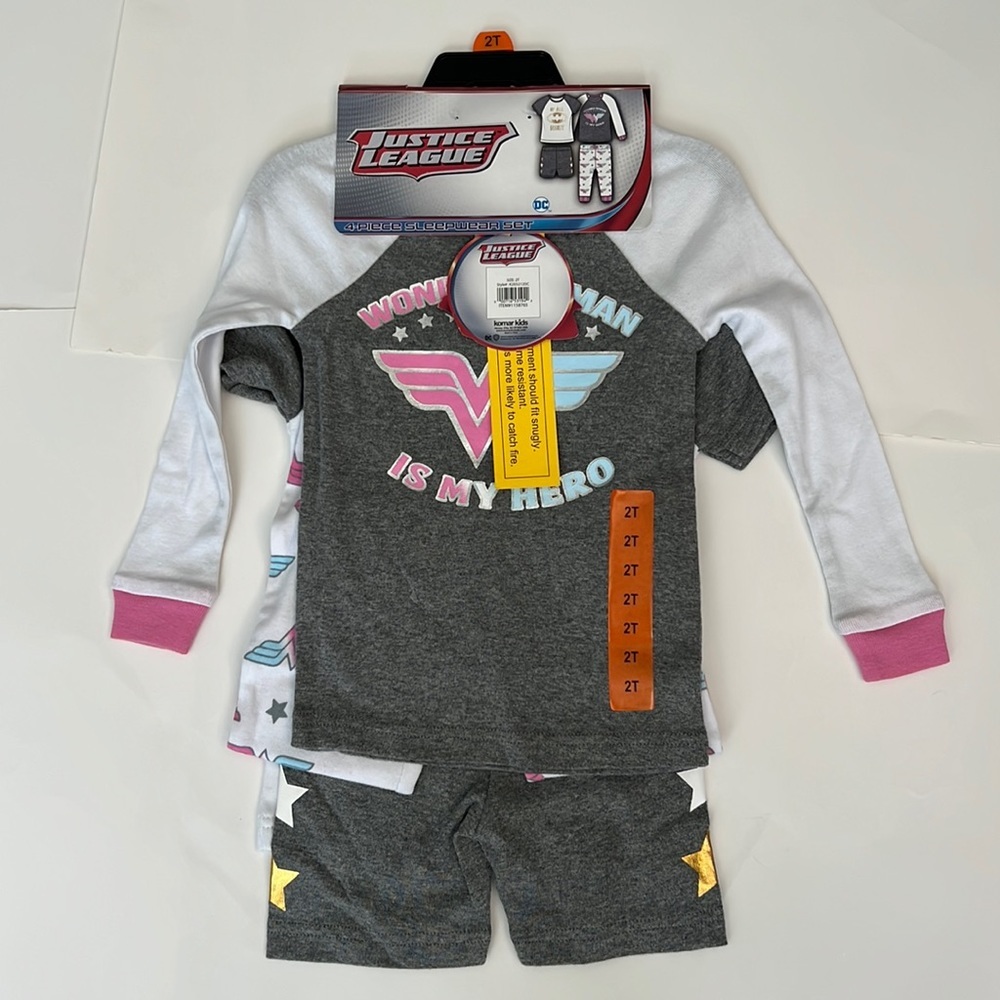 Justice League Little Big Girls 4 piece Sleepwear Pajama Set 2T